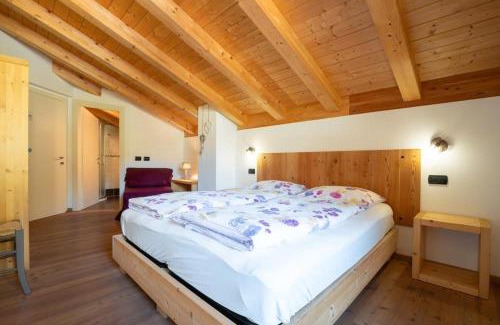 Lenzumo Bed & Breakfast | Discover Garnì dal Mozat: Pet-Friendly with Spa Access