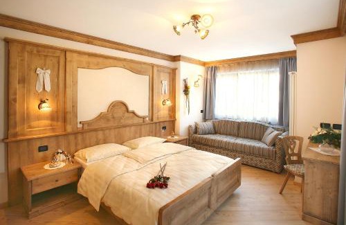 Fontanazzo Hotel | Garnì Prà Fiorì: Guest Rated 9.2 with Oceanfront Amenities