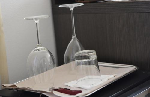 Roncegno Apartment | Welcoming Garnì Villa Waiz: Family-Friendly with Breakfast
