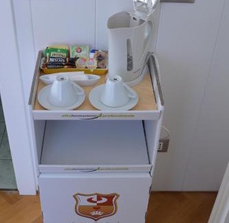 Roncegno Apartment | Welcoming Garnì Villa Waiz: Family-Friendly with Breakfast