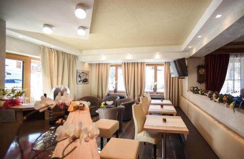 Arabba Bed & Breakfast | Garní Emma: Guest Rated 8.6, Pet & Child Friendly Stay