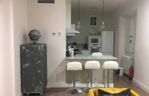 Granada City Center Condo | Top Rated Garnata Apartment with Spa & Breakfast in Granada