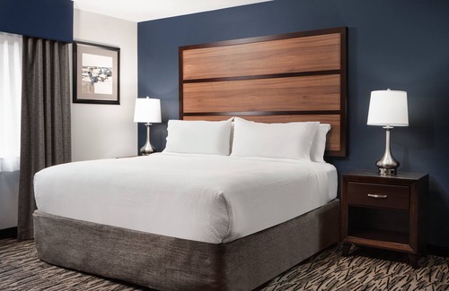 Auburn Hotel | Discover Garner Auburn - Seattle: Top-Rated Amenities Await