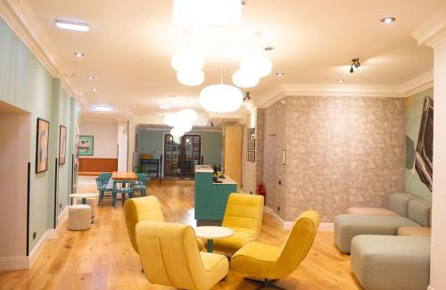 Reading City Centre Hotel | Budget-Friendly ibis Styles Reading Centre with Breakfast