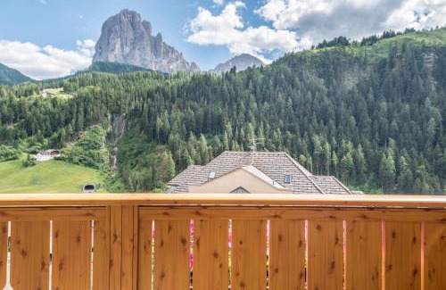 Santa Cristina Val Gardena Apartment | Discover Garni Hotel Gardena App in the Scenic Dolomites