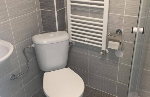 Spisska Nova Ves House | Cozy Garni Hotel 31: Family-Friendly with Breakfast Included
