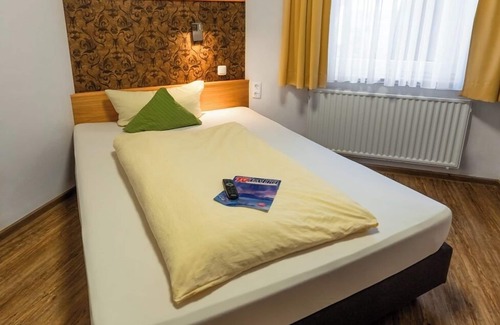 Waldeck Hotel | Relax at Garni Hotel & Ferienwohnungen Seeschlößchen