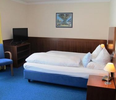 Rottweil Hotel | Pet-Friendly Garni-Hotel Sailer with Family Amenities