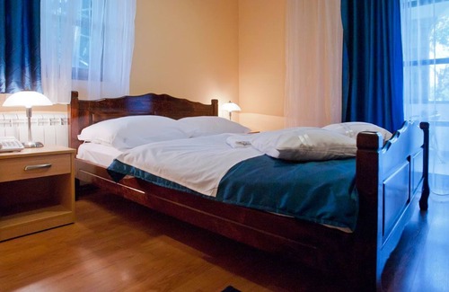 Perucac Hotel | Explore Garni Hotel Vila Drina: Family-Friendly Retreat