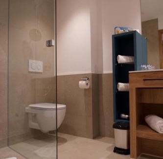 Zoeblen Hotel | Discover Oceanfront Comfort at Garni Hotel Wildanger