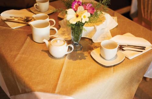 Sfruz Hotel | Family-Friendly Stay at Garni Le Maddalene - 4 Star Rated