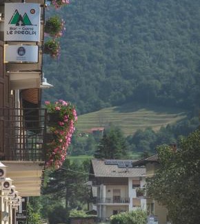 Locca Hotel | Discover Garni Le Prealpi: Pet-Friendly Retreat with Dining