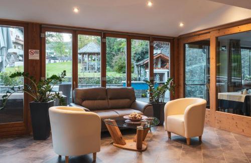 Kastelruth Bed & Breakfast | Pet-Friendly Garni Residence Trocker with Oceanfront Views
