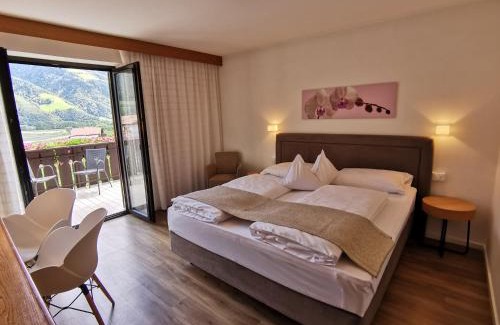 Rabla Bed & Breakfast | Pet-Friendly Garni Weghueb with Oceanfront Views
