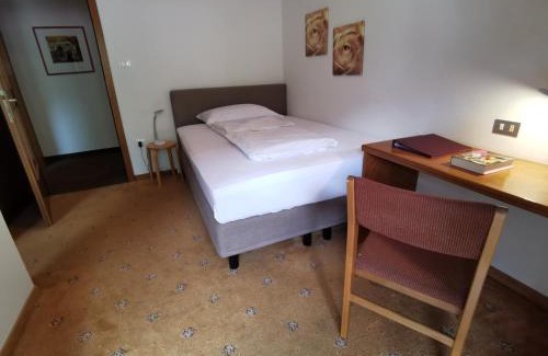 Rabla Bed & Breakfast | Pet-Friendly Garni Weghueb with Oceanfront Views
