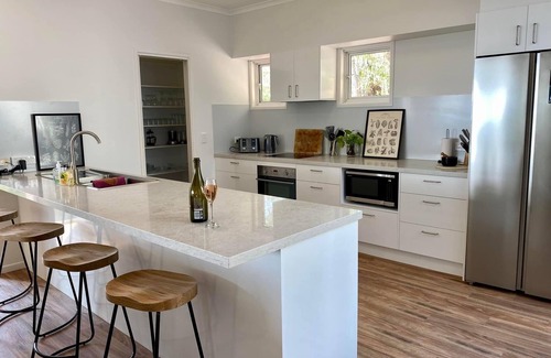 Seventeen Seventy House | Unmatched Comfort at Garreembee 1770 House with Ocean Views