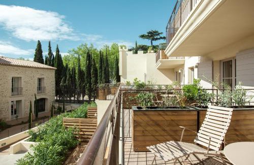 Pezenas Hotel | Relax at Garrigae Distillerie de Pezenas - Spa & Pool Retreat