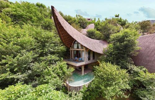 Mu Cang Chai Hotel | Experience Garrya Mù Cang Chải with Oceanfront Relaxation