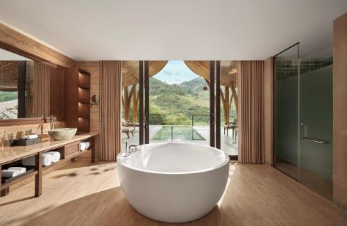 Mu Cang Chai Hotel | Experience Garrya Mù Cang Chải with Oceanfront Relaxation