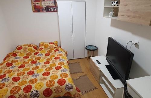 Prnjavor House | Comfortable Studio in the Heart of Prnjavor - Rated 9/10