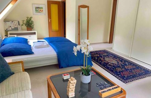 Wandsbek Apartment | Gartenblick-Oase: Family-Friendly Stay in Hamburg