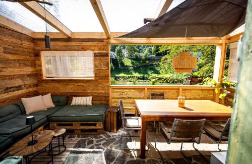 Murau Apartment | Top-Rated Gartenloft an der Mur: Family-Friendly Retreat