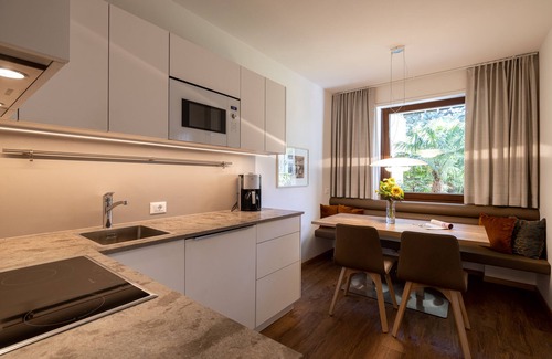 Merano House | Tranquil Escape at Gartenresidence Zea Curtis with Ocean Views