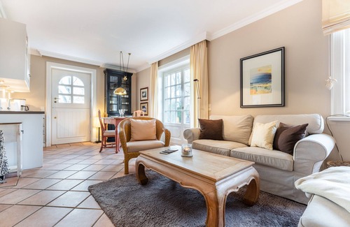 Archsum Apartment | Gartensuite: Exclusive Vacation Apartment with Spa & Pet-Friendly
