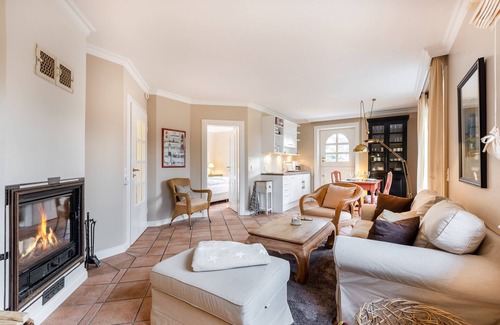 Archsum Apartment | Gartensuite: Exclusive Vacation Apartment with Spa & Pet-Friendly