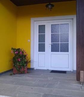 Murfeld House | Gartler's Ferienhaus: Guest Rated 9/10 & Pet Friendly Stay