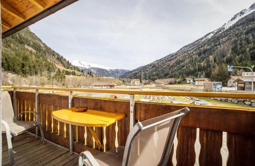 Brennero Apartment | Gartnerhof Apt Rose: Family & Pet-Friendly Retreat
