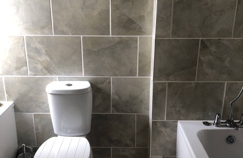 Kinbrace House | Garvault House: Guest Rated 9/10 with Family-Friendly Amenities