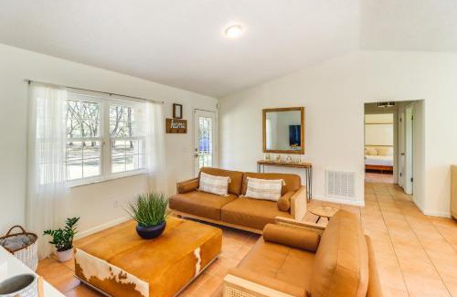 Dunnellon House | Serene Dunnellon Retreat with Fire Pit & Gas Grill
