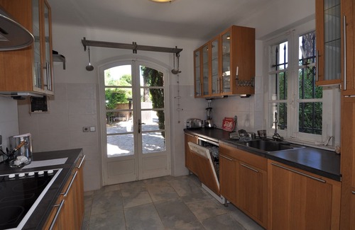Gassin Villa | Unforgettable Villa Stay Near Saint-Tropez with Ocean Views