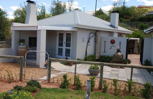 Calitzdorp House | Discover Gasteria Grange: Wheelchair Accessible Haven