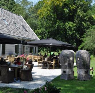 Vogelenzang Cabin | Pet-Friendly Gasterij Leyduin: Family-Oriented Retreat