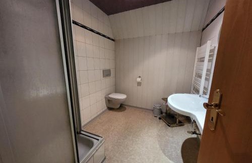 Rotterode House | Discover Gasthaus Rennsteig: Pet-Friendly Oceanfront Retreat