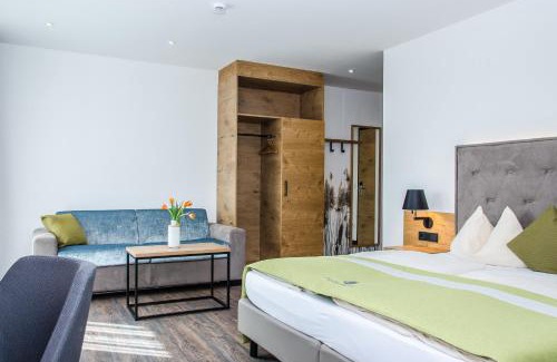 Eching Hotel | Pet-Friendly Gasthaus Forster am See in Eching