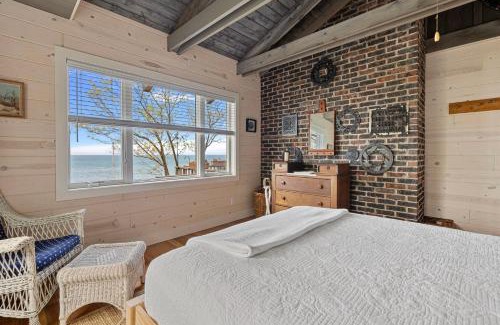 Bridgman House | Discover Gasthaus Fox: Pet-Friendly Oceanfront Retreat