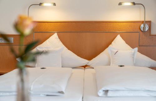 Stetten ob Lontal House | Discover Comfort at Gasthaus Hotel Zum Mohren - Pet Friendly!