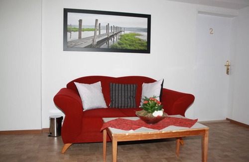 Region Hannover District House | Discover Gasthaus Kehrwieder: Family-Friendly Retreat