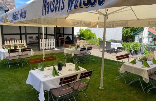Amelunxen Hotel | Pet-Friendly Gasthaus Kirchhoff: Family-Approved Getaway