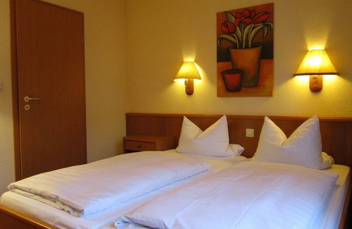 Lemberg House | Guest Rated Gasthaus Neupert: Family-Friendly Getaway