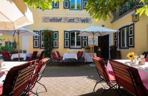 Feldafing House | Budget-Friendly Gasthaus Poelt: Pet & Family Friendly Stay