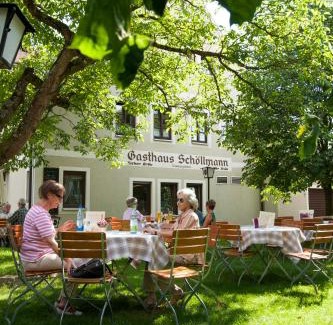 Feuchtwangen Hotel | Guest Rated: Gasthaus Schöllmann with Restaurant Amenities