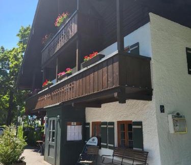 Weissbach Hotel | Discover Gasthaus Staufenbrücke: Family-Friendly Retreat