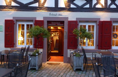 Haslach im Kinzigtal Hotel | Discover Gasthaus Storchen Hellas: Pet-Friendly Retreat
