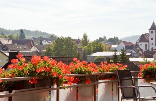 Wernersberg Cottage | Ocean View Getaway at Gasthaus Trifelsblick - Family Friendly