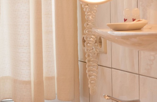 Oberwesel Hotel | Exceptional Gasthaus Weingut Stahl: Family-Friendly Retreat