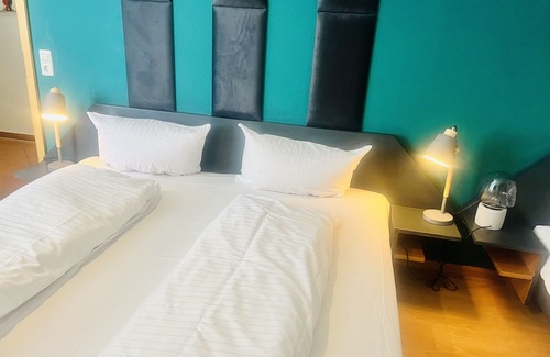Ettenheim House | Discover Gasthaus zum Adler: Family-Friendly Retreat